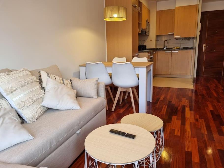 604B - Apartamento Con Garaje اوفيدو المظهر الخارجي الصورة