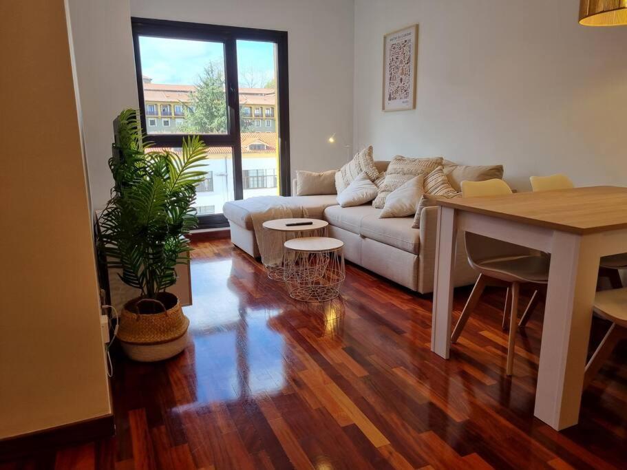 604B - Apartamento Con Garaje اوفيدو المظهر الخارجي الصورة