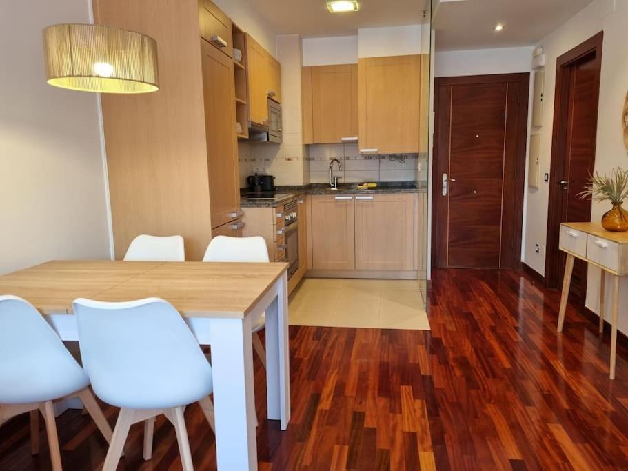 604B - Apartamento Con Garaje اوفيدو المظهر الخارجي الصورة